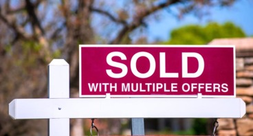 Holding Off Until the Housing Market Cools? How to Use the Wait image